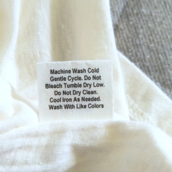 LE life elsewhere Taurus♉ Zodiac Tee👕 - Picture 8 of 12